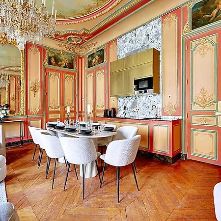 Exceptional - 4br 12p - Parc Monceau Apartment Paris