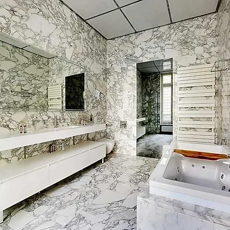 Exceptional - 4br 12p - Parc Monceau Apartment Paris