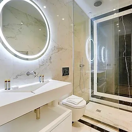 Exceptional - 4br 12p - Parc Monceau Apartment *